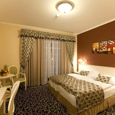 Cajkovskij Hotel