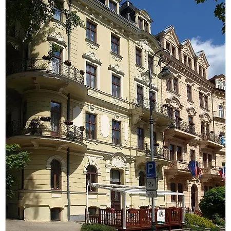 Отель Cajkovskij