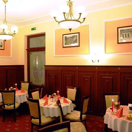 Cajkovskij Hotell 4*